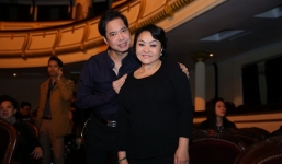 Ngọc Sơn mừng tủi hội ngộ danh ca Hương Lan tại Hà Nội